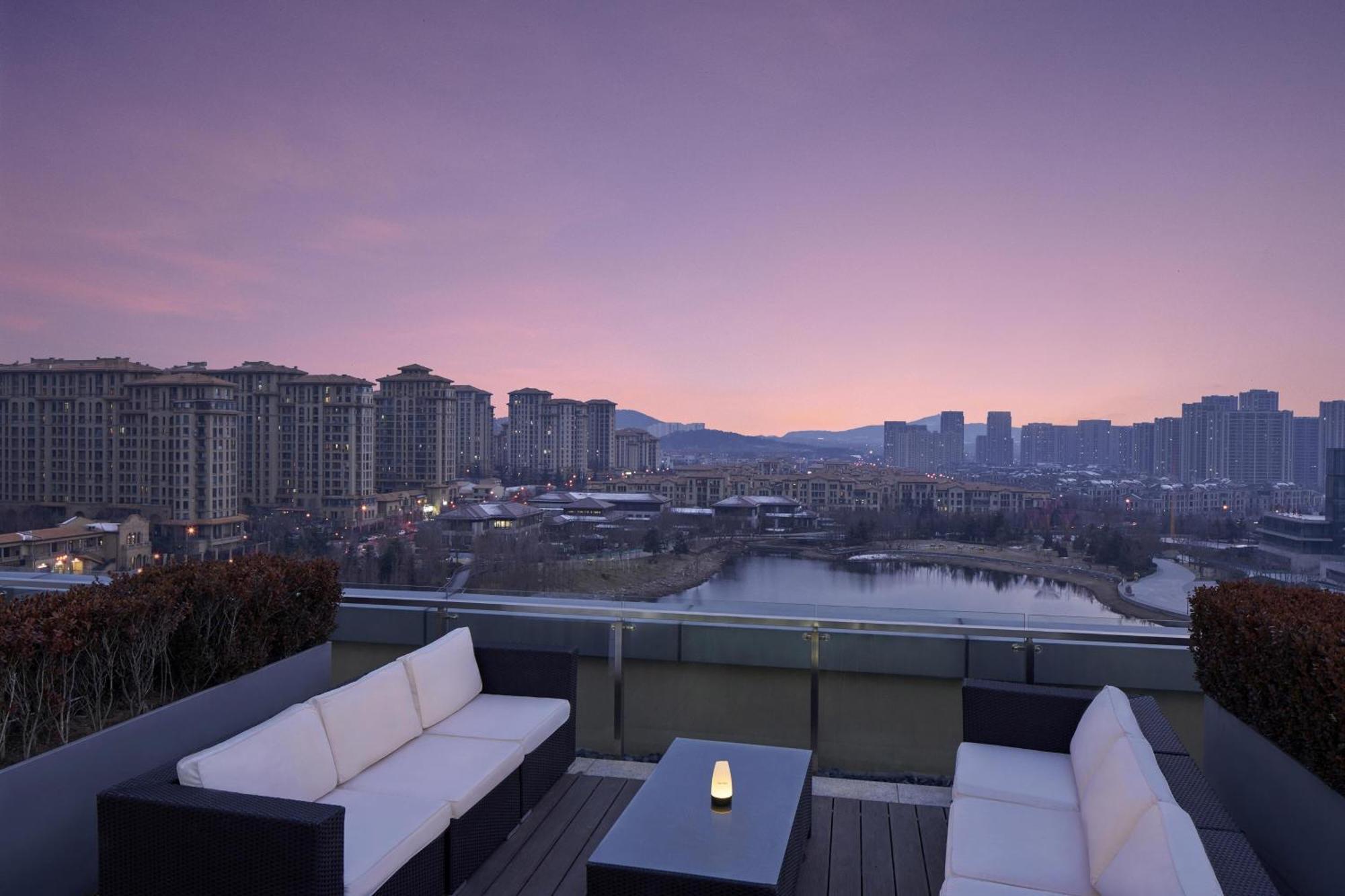 Sheraton Qingdao Licang Hotel Exterior foto